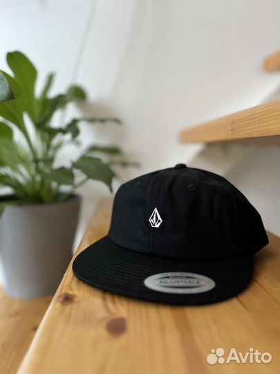 Бейсболка volcom