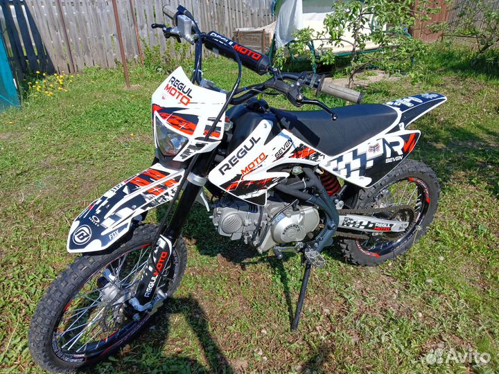 Питбайк Regulmoto Seven Medalist 140