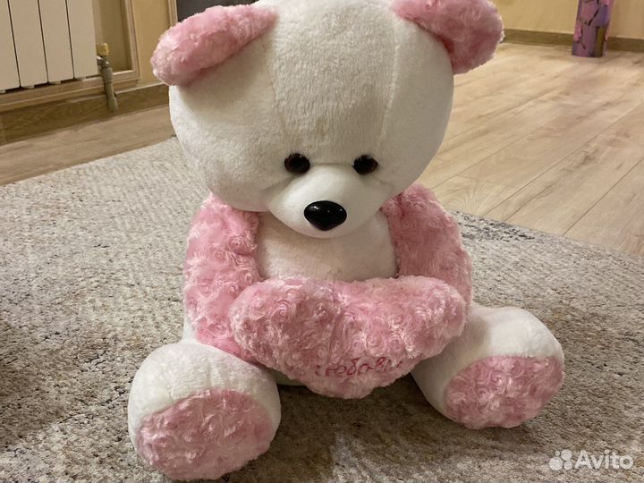 Плюшевый медведь