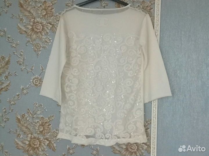 Блузка брендова шикарная. Италия