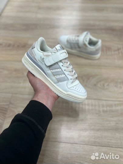 Кроссовки Adidas Forum