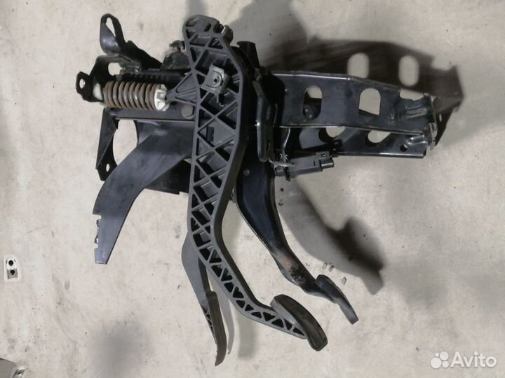 Блок педалей VW Golf 3 Vento 1991-1997