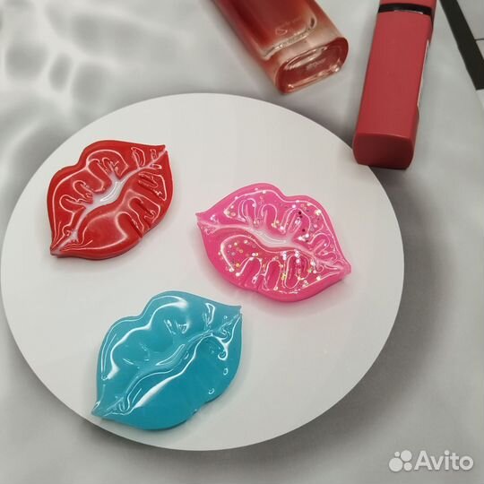 Брошь ручной работы