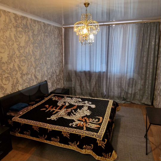 2-к. квартира, 54 м², 8/18 эт.