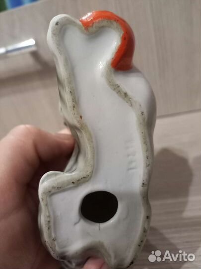 Фарфоровая статуэтка германия. Котенок