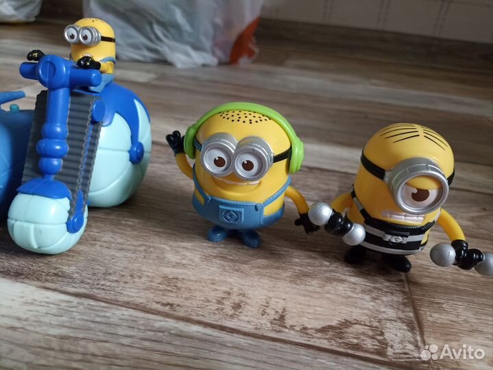 Фигуры Гадкий Я, Миньоны