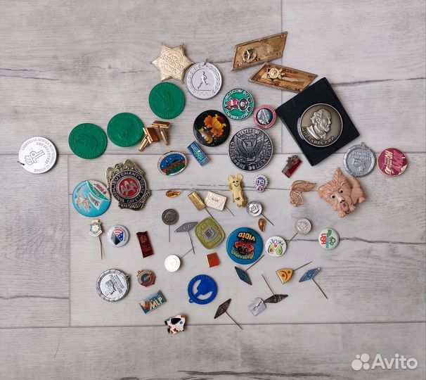Значки разные