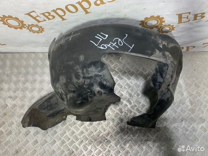 Подкрылок передний правый Volkswagen Jetta 6 162