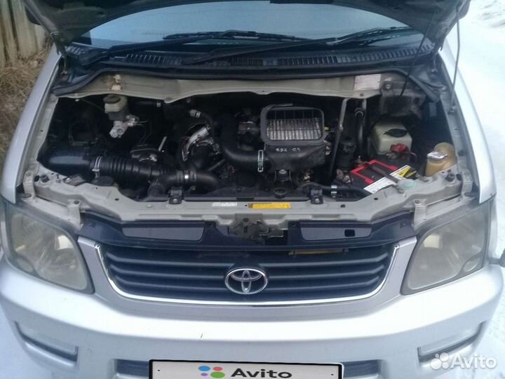 Toyota Lite Ace Noah 2.2 AT, 2000, 400 000 км