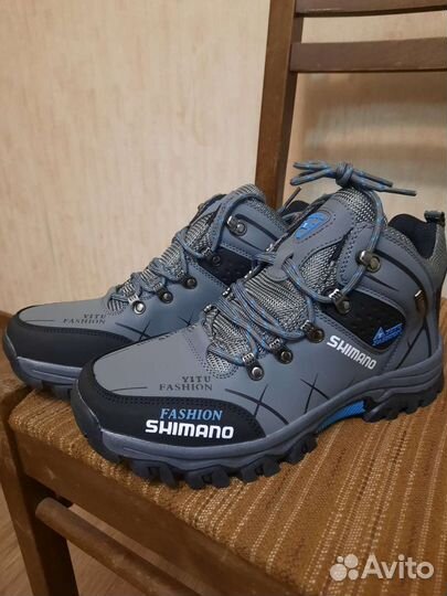 Трекинговые ботинки