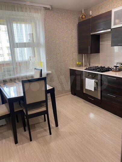 2-к. квартира, 66,8 м², 3/5 эт.