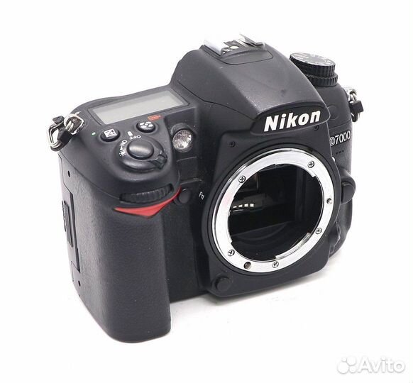 Nikon D7000 body (пробег 20540 кадров)