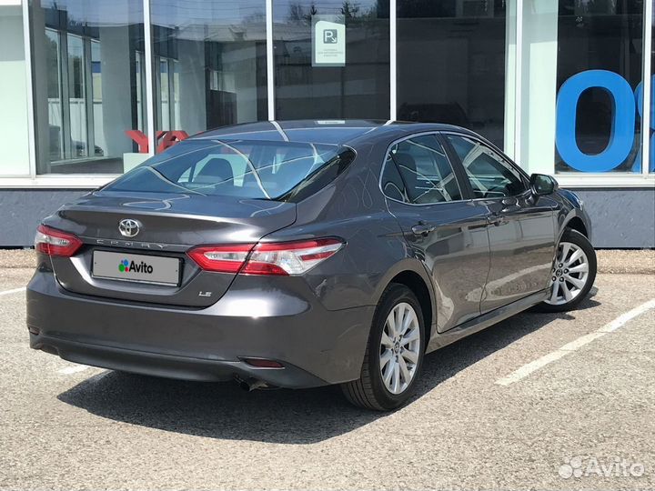 Toyota Camry, 2017