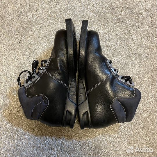 Лыжные ботинки nordik, р-р 31