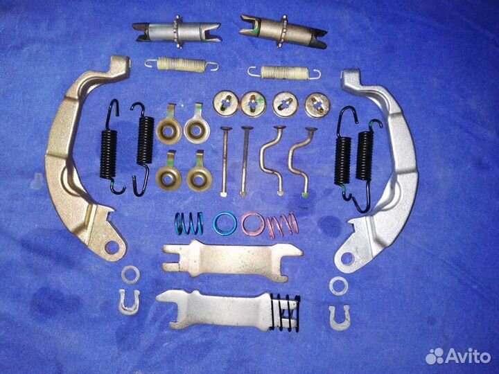 Механизм ручника Toyota Ipsum, ACM21W, 2azfe