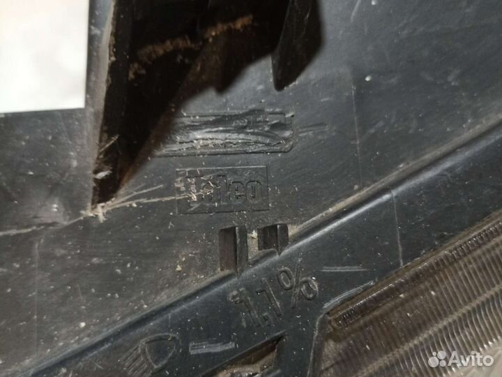 Фара Nissan Primera P11