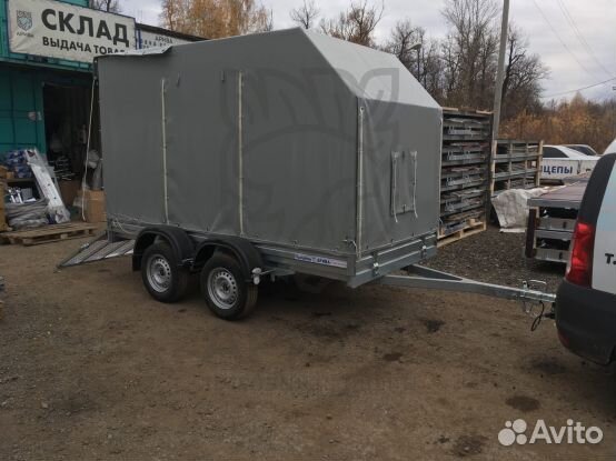 Прицеп фургон 32.022 с трапом для заезда.Запчасти