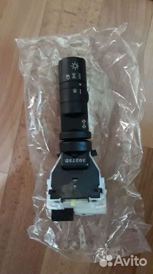 Переключатель подрулевой Ниссан кашкай j10