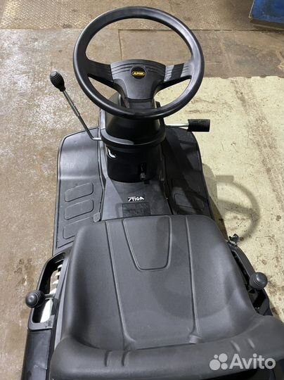 Садовый трактор