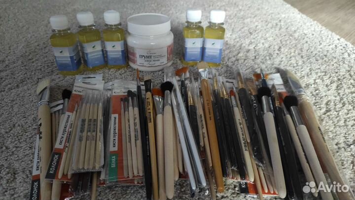 Краска кисти