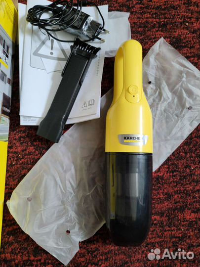 Ручной автомобильный пылесос karcher