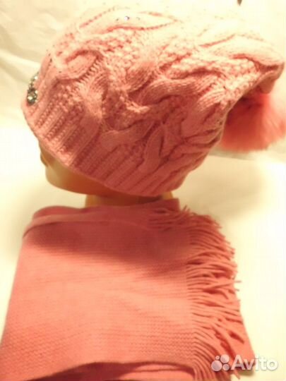 Шапка зимняя женская вязанная