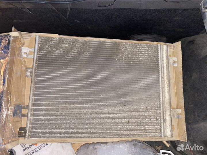 Радиатор кондиционера Valeo Renault Sandero 1 бу