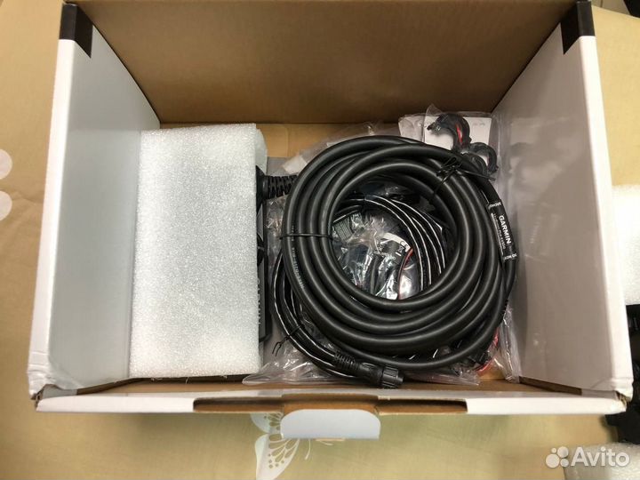 Garmin Panoptix LiveScope LVS34 + gls 10