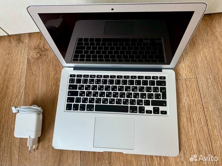 Apple MacBook Air 13