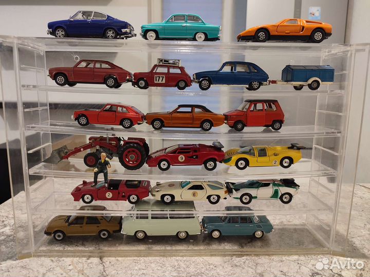 Иностранные модели разных брендов