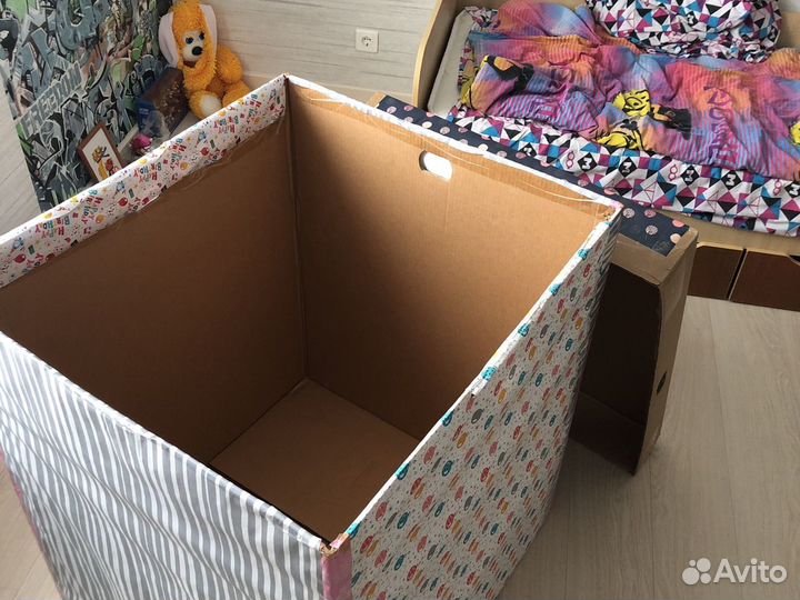 Коробка для подарков,сюрприза