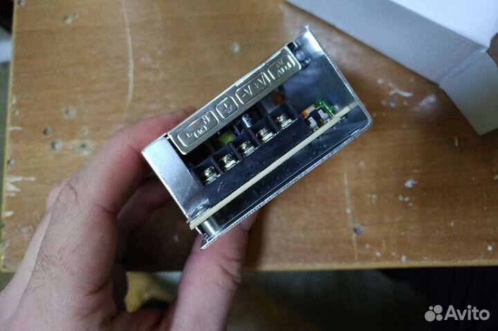 Блок питания AC-DC 220V-12V, 2A