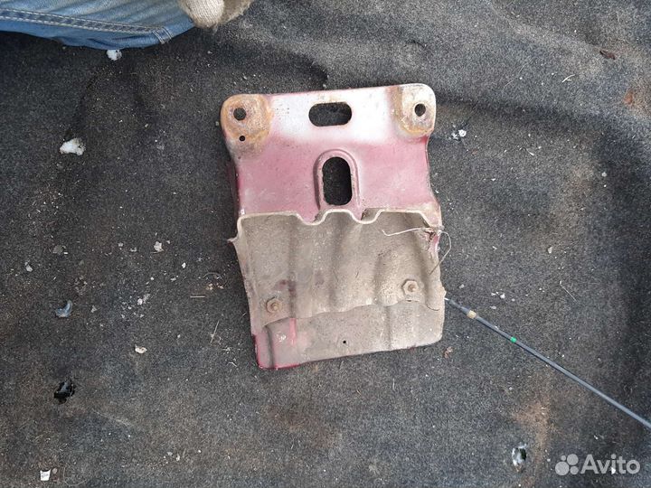 Площадка аккумулятора шевроле ланос