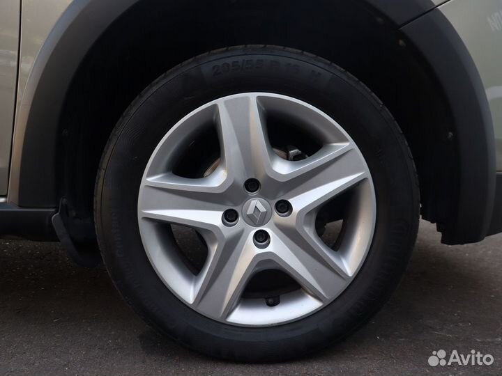 Renault Sandero Stepway 1.6 МТ, 2016, 31 552 км