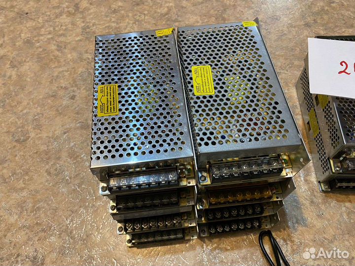 Блок питания на 12 вольт