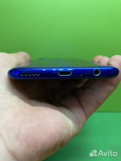 Телефон honor 10i