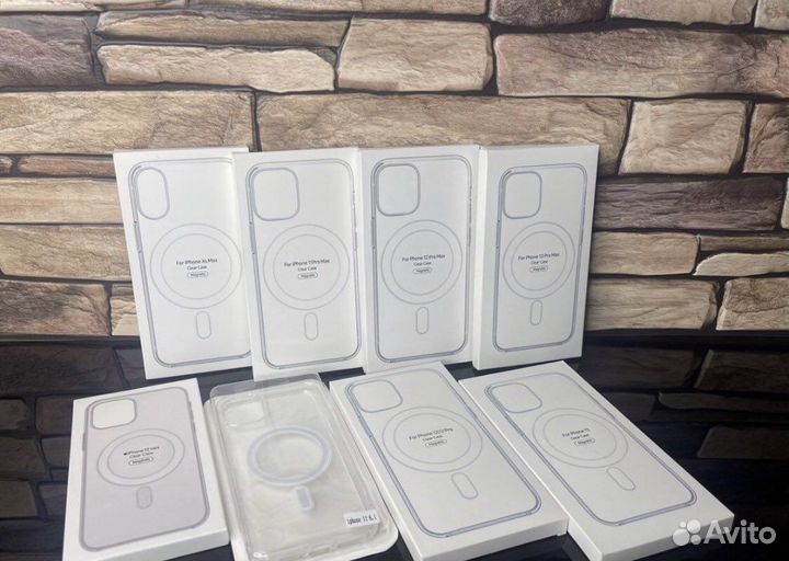 Чехол с MagSafe для iPhone