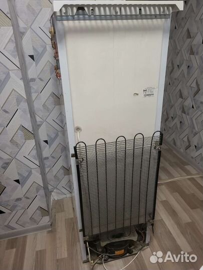 Холодильник Саратов 263