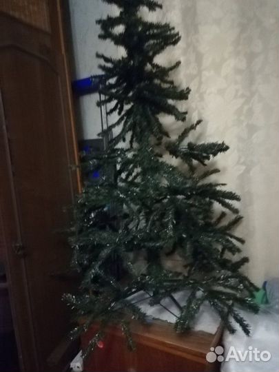 Елка искусственная с игрушками СССР