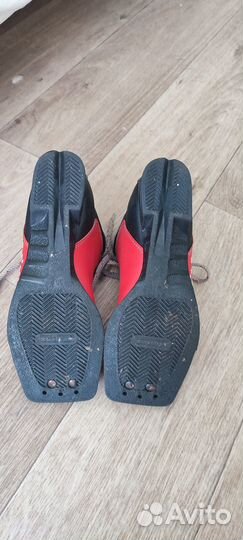 Лыжные ботинки