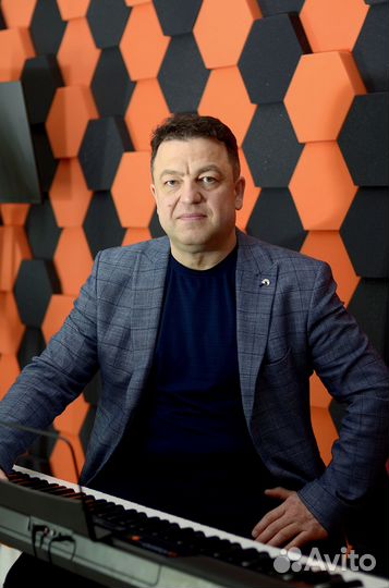 Репетитор по фортепиано