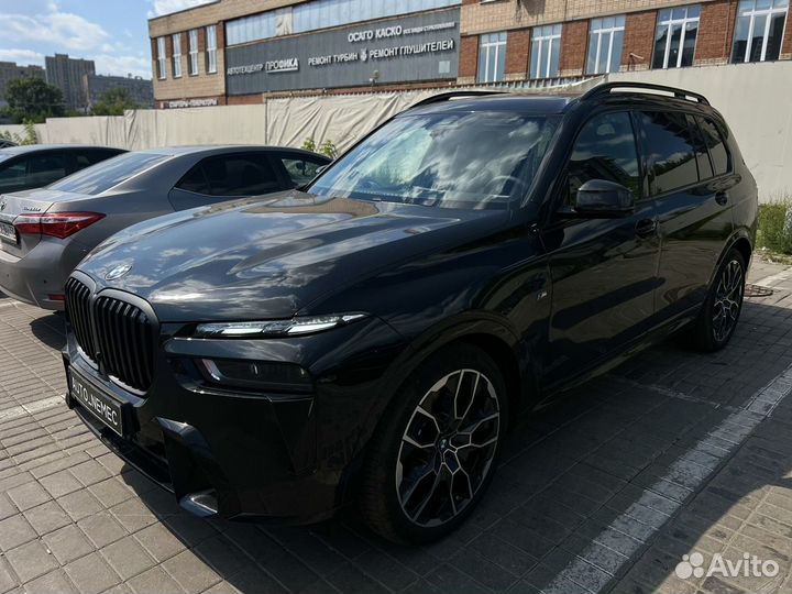 BMW X7 3.0 AT, 2024, 50 км