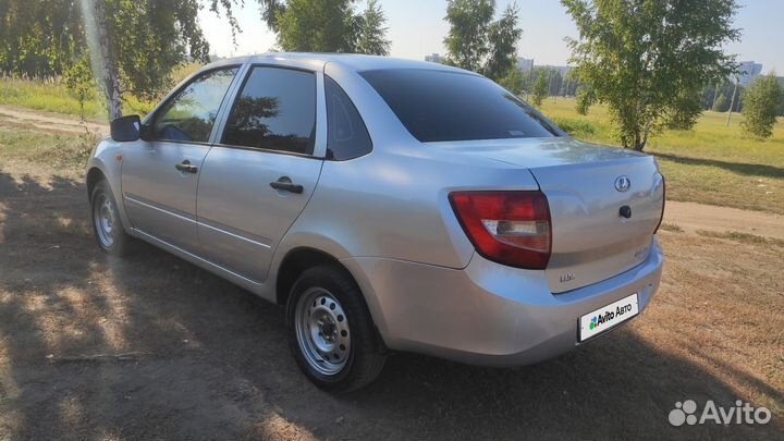 LADA Granta 1.6 МТ, 2012, 148 000 км