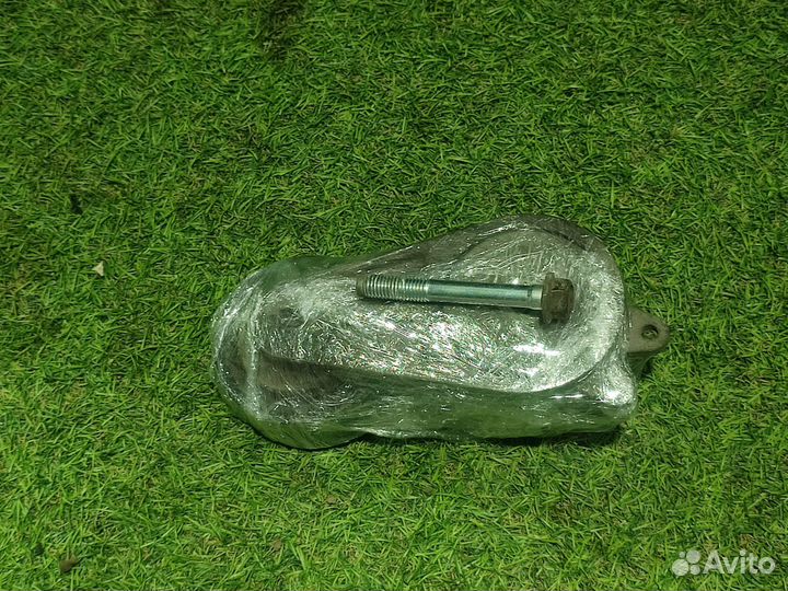 Ролик-натяжитель ручейкового ремня Infiniti