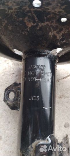 Стойки перед corolla 120