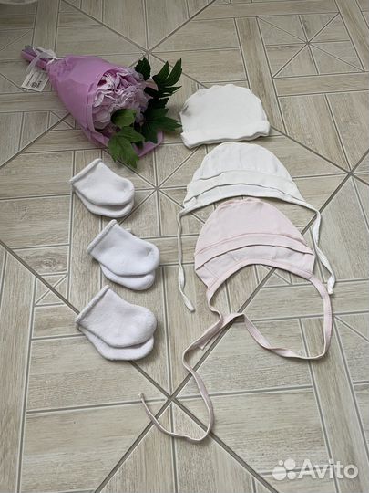 Шапочки/чепчики