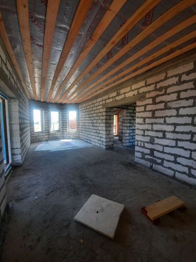 Дом 160 м² на участке 8 сот.