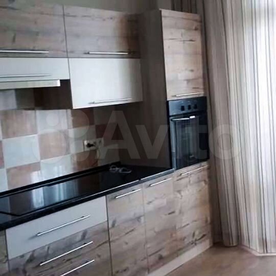 2-к. квартира, 58 м², 12/15 эт.