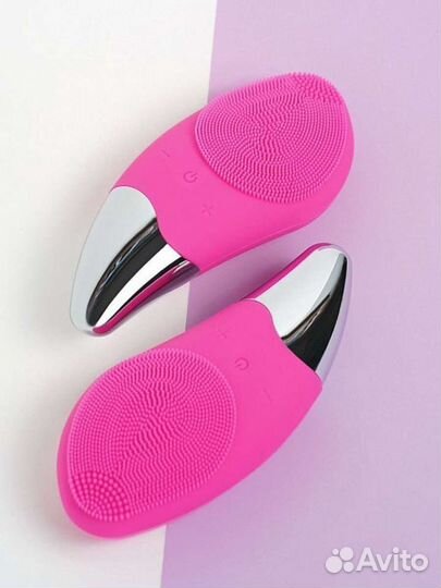 Силиконовая щётка массажер для лица. Новая