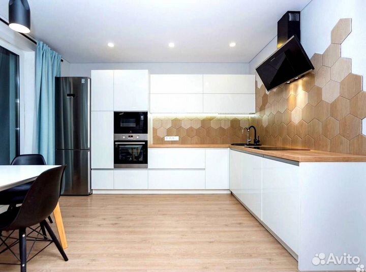 Кухонный гарнитур в современном стиле на заказ